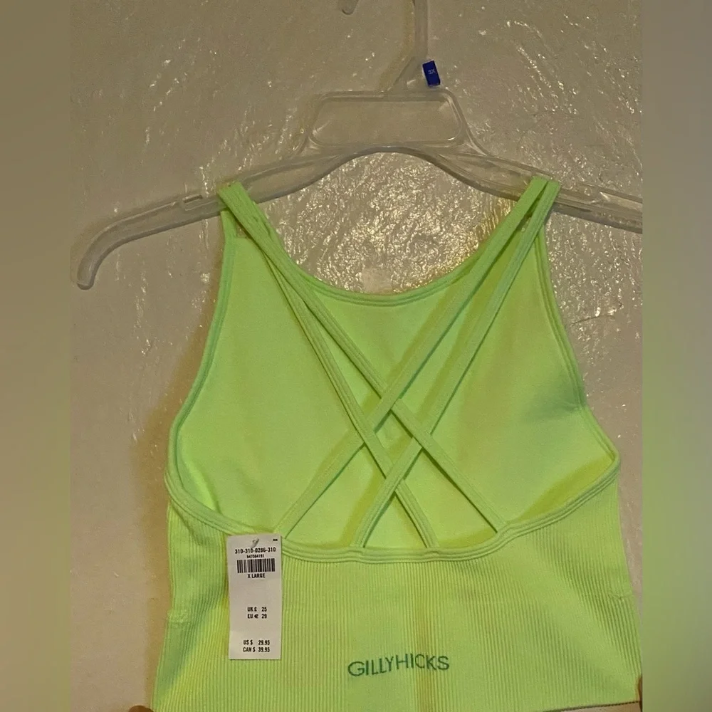 Gills Hicks Crop Top - Picture 2 of 2